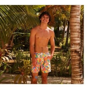 Kulani Kinis Swim Trunks Tropical Illusion Multicolor XL New With Tags